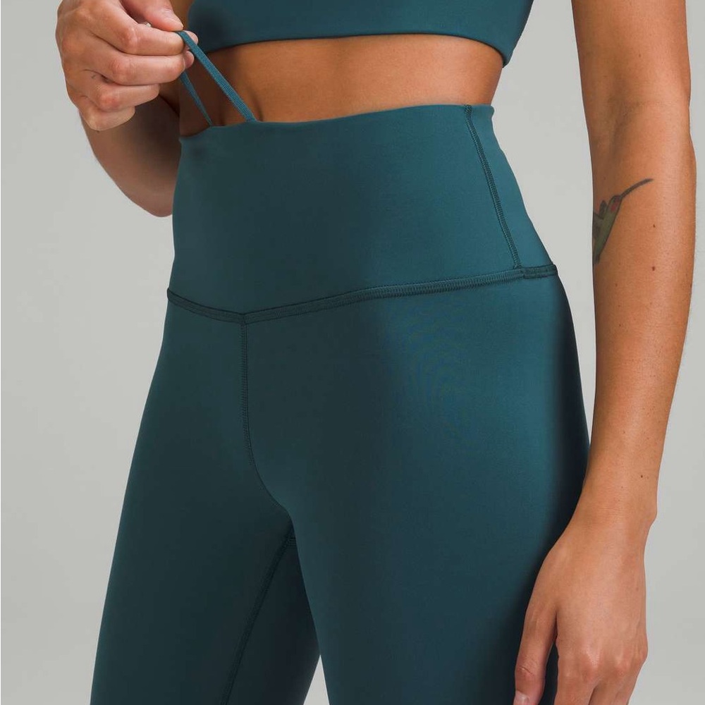 Lululemon wunder train high-rise tight 28”
